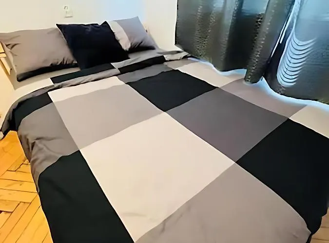 Homestay - Warm Close To City Center